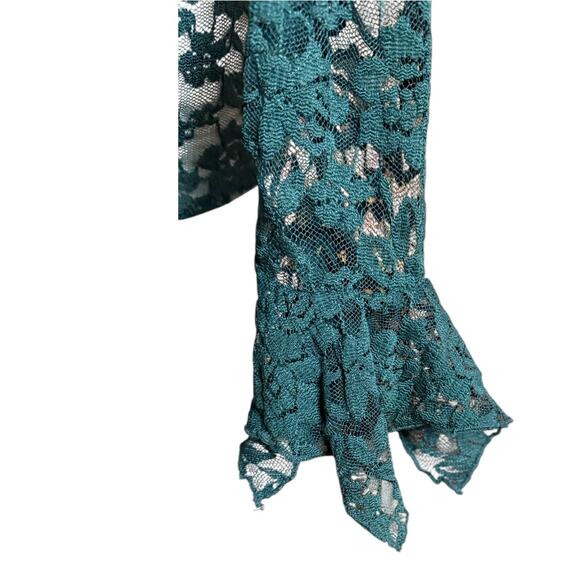 Anthropologie NEW Puff Shoulder Lace Top Size M Stretchy Fabric - Picture 12 of 16